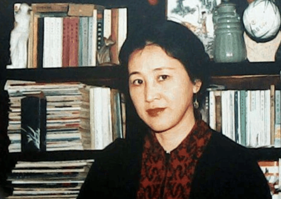 两人差50岁,女星艾尚真辟谣:不是我_徐萌_张桂云_妻子