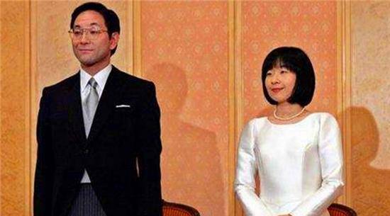 明仁独女清子嫁给平民黑田比起嫁给世家的堂亲她的生活差远了