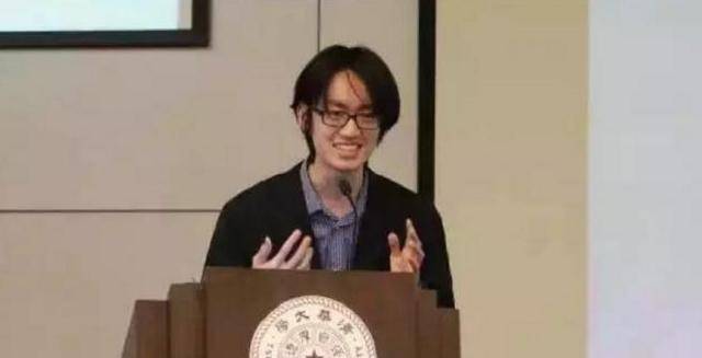 2005年,姚期智在清华大学创立了"清华学堂计算机科学实验班",这个班级