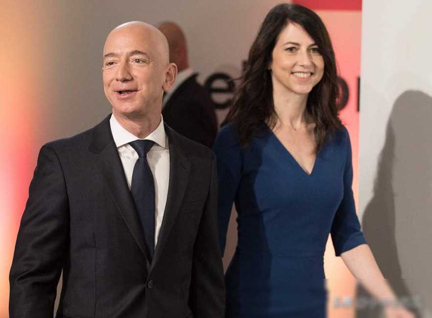 原创桑切斯比邓文迪更厉害不算漂亮带着3个娃还是抢走了贝索斯