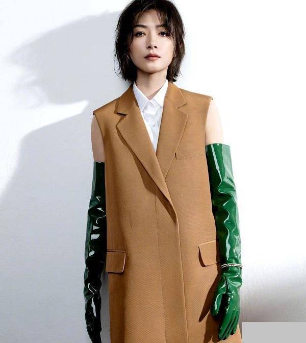 刚成团就开撕?万茜点赞怼宁静发文,认同郁可唯是宁静的死忠