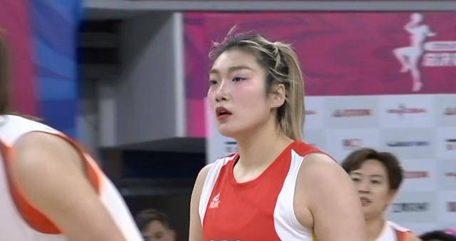 卫冕冠军逆袭四川女篮末节15分逆转内蒙古取得总决赛首胜