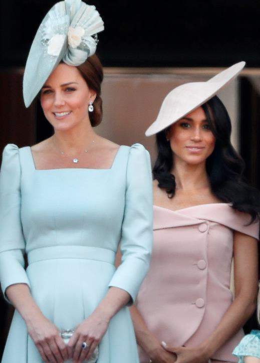 梅根跟王室谈条件要求英国警方保驾护航以确保一家4口安全