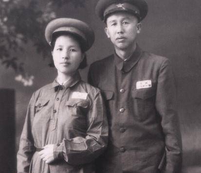 1937年,抗日战争爆发,全国各地陆续建立起了抗日革命根据地,而范家就