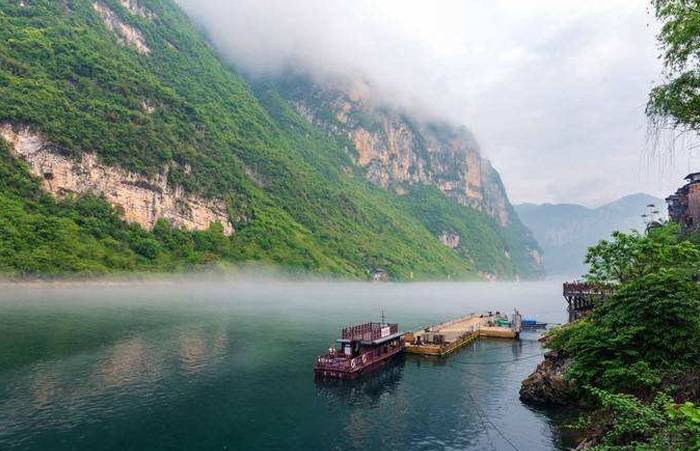 【第四天】:芭拉胡-濯水古镇-蒲花暗河-龚滩古镇-乌江画廊【第三天】