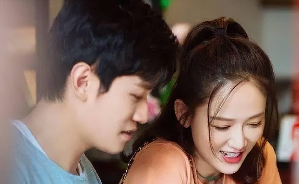 登记结婚嫁小9岁艾伦现场照曝光陈乔恩腰身粗壮或已有好消息