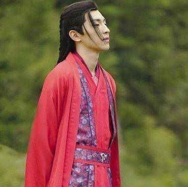 邓伦的反差萌不光是一双小胖手,还有与剧中截然不同的性格