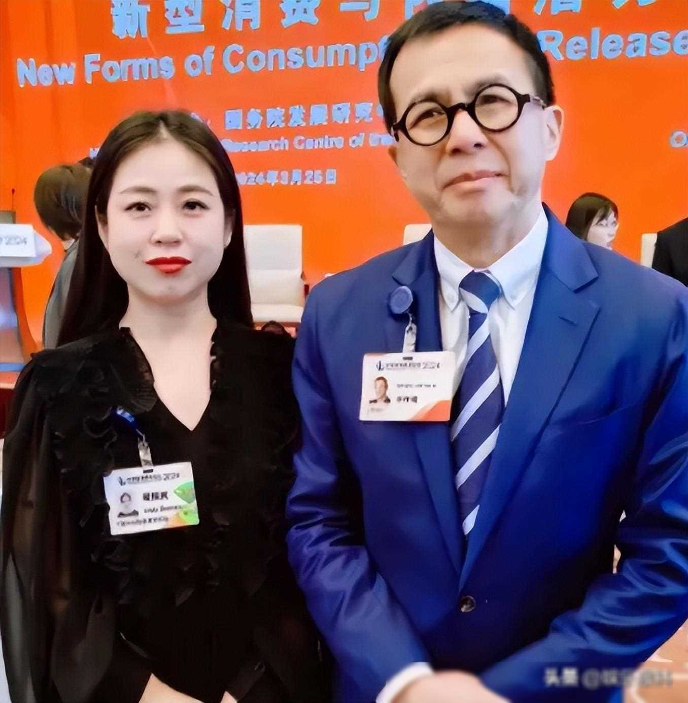 李泽楷与富婆合影引发联姻猜测女方回应引发热议