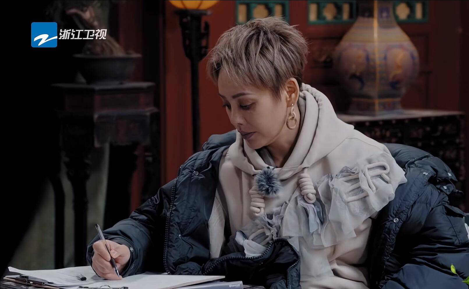 要不是宁静把丑话说在了前面她这次怕是要被骂上热搜了