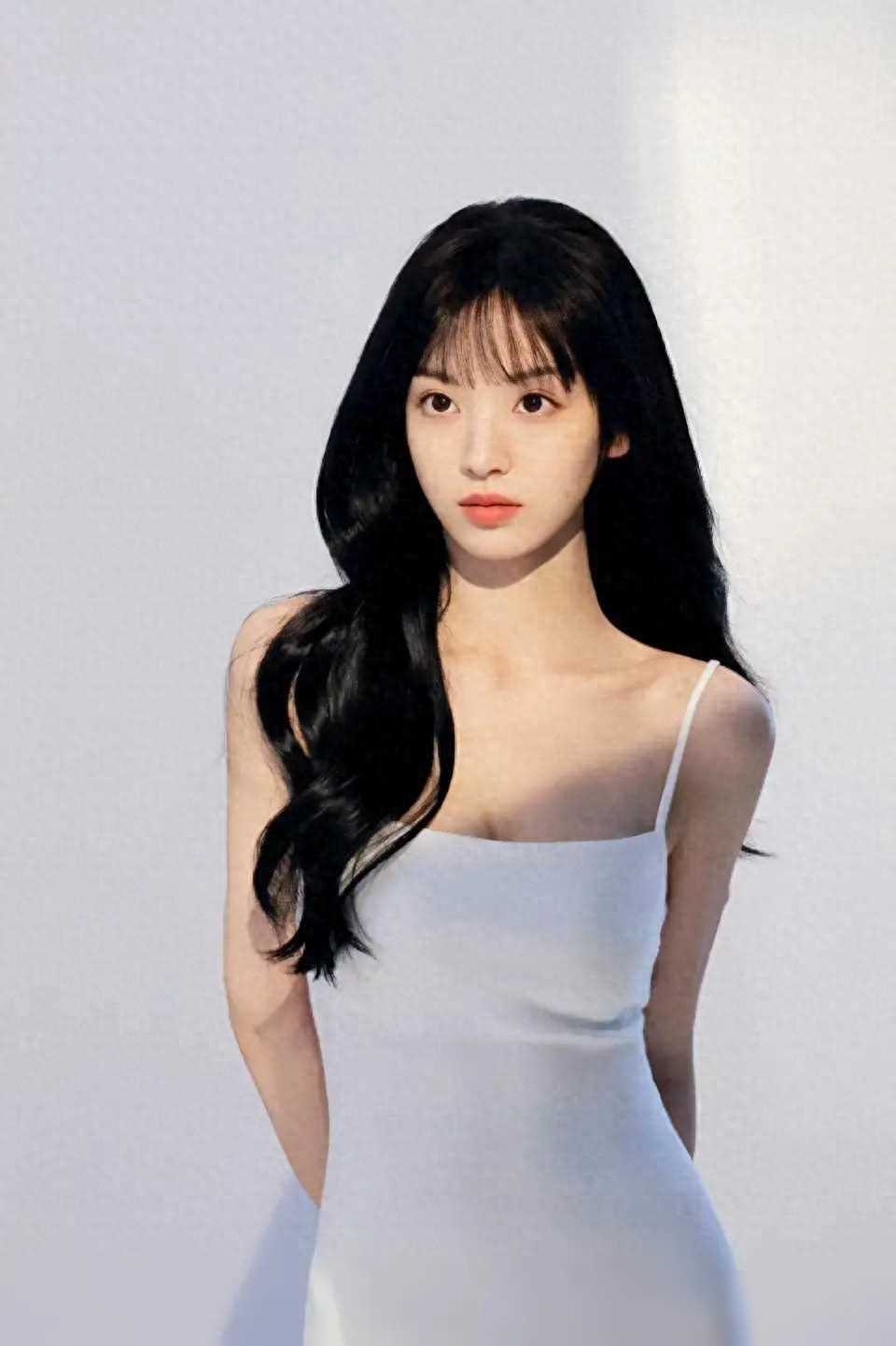 原创美女写真集大放异彩之田曦薇美颜三