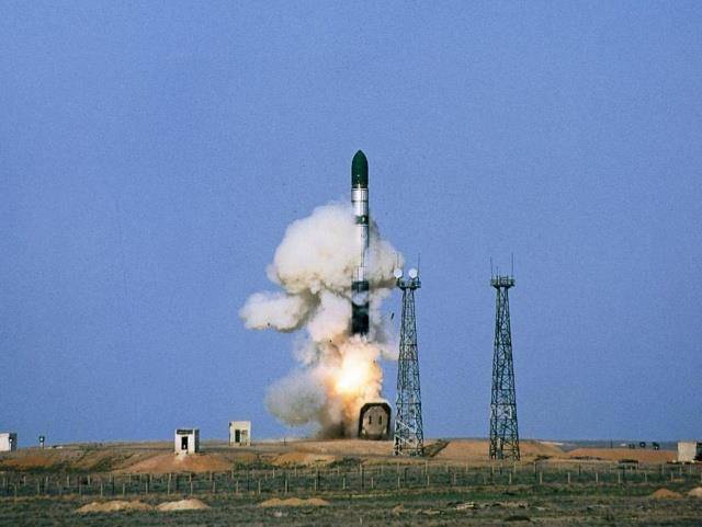 在苏联内部的代号为"ss-12",经过长时间的研制苏联成功获得了这种导弹