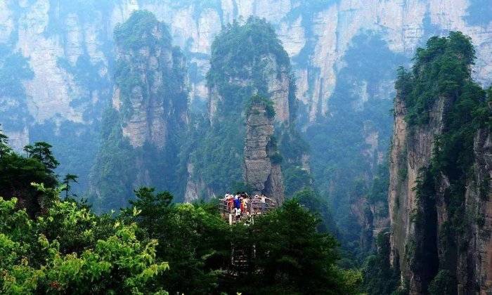 张家界天门山森林公园凤凰古城旅游四天最少花多少钱张家界旅游人均花