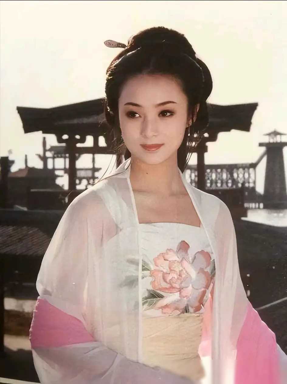 她就是董智芝,国内第一美人的传奇女演员