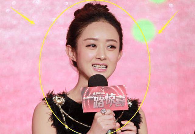 原创郭采洁158cm赵丽颖165cm当两人站一起差距都在腿上了