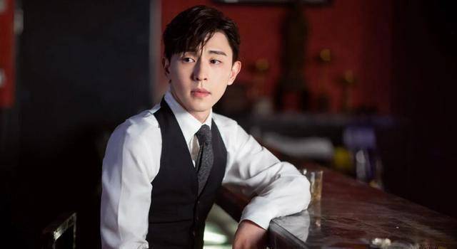 邓伦终于进组拍戏与倪妮首次合作上演民国爱情