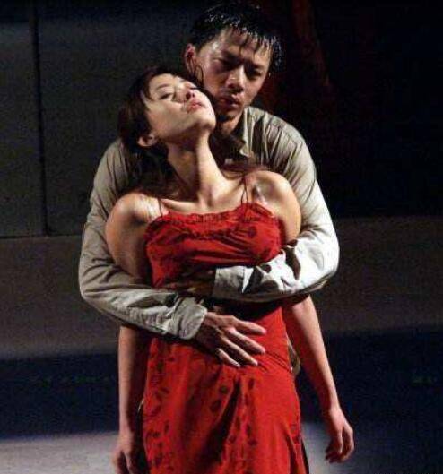 原创她被段奕宏追了10年成名后依旧不离不弃如今49岁被段奕宏宠上天