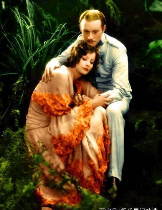 小编的话:葛丽泰·嘉宝,这位神秘忧郁,高贵美艳的"银幕女神",凭借着