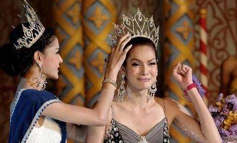 索拉威纳_生活_女性