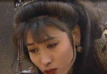 原创年轻貌美的女将掐死扈三娘夫妇水浒108将另外两个版本结局中