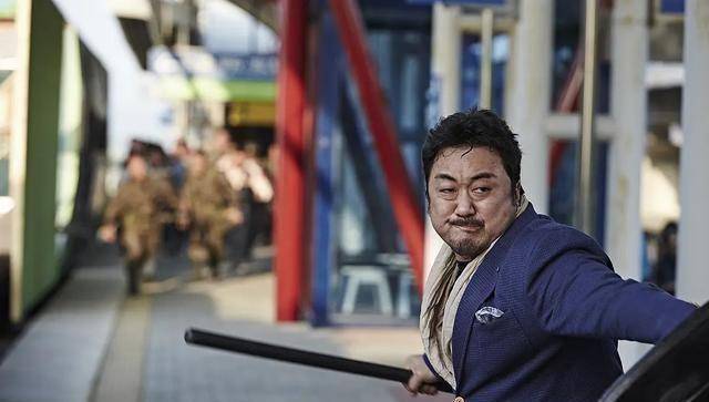 原创釜山行一车人为什么只有孕妇和小女孩活了下来