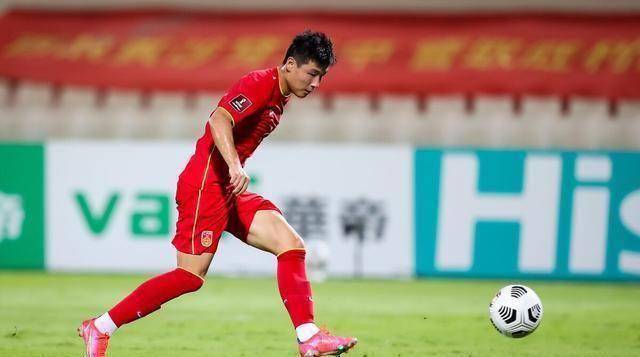 原创国足50上热搜武磊7场7球2助攻无人撼动范志毅他能踢到35岁