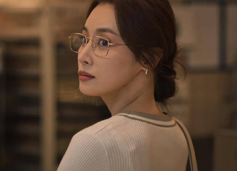 央视城中之城让演员演技原形毕露有的接不住戏有的想快进