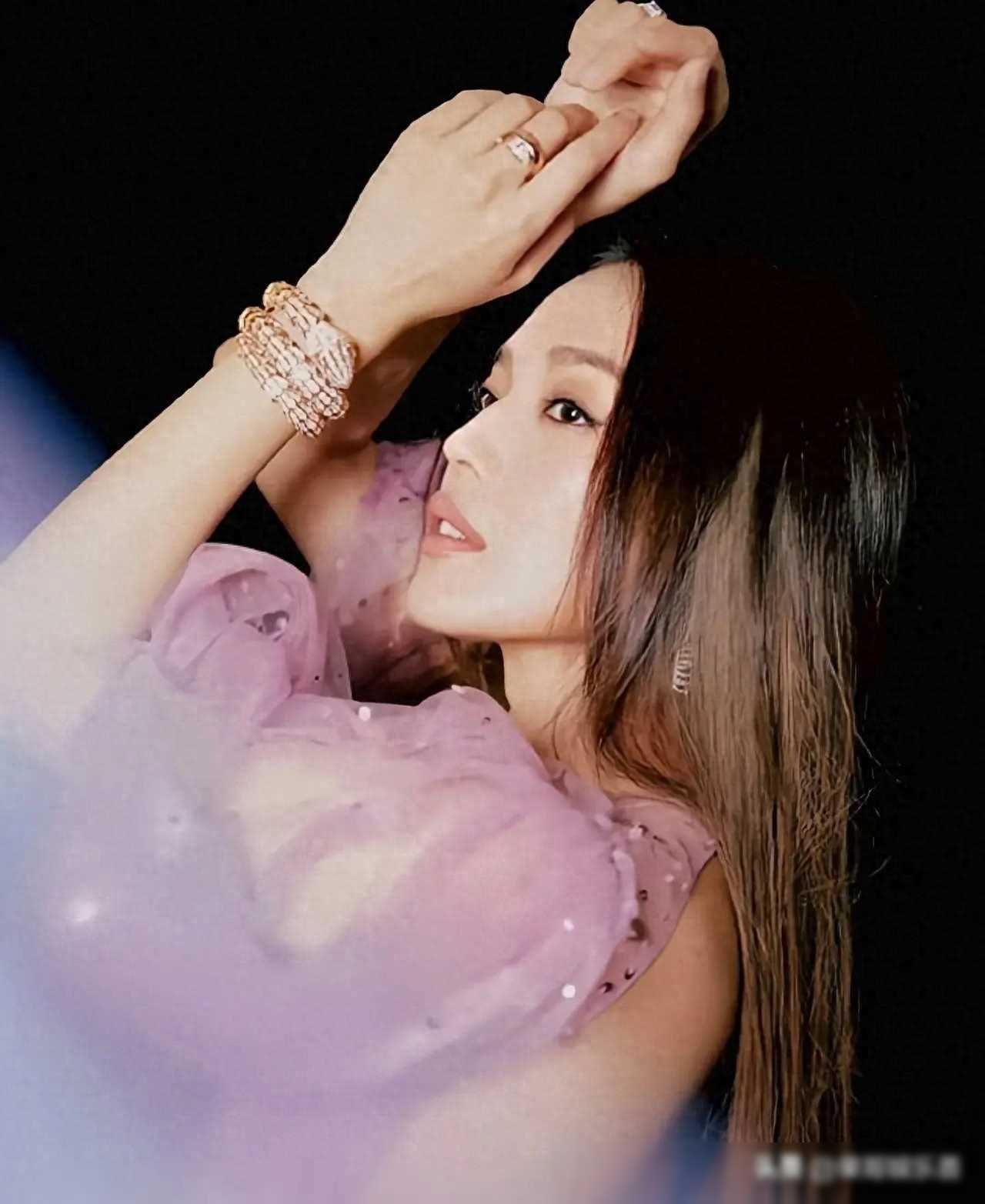 舒淇难以启齿的痛——五点写真与灵与欲