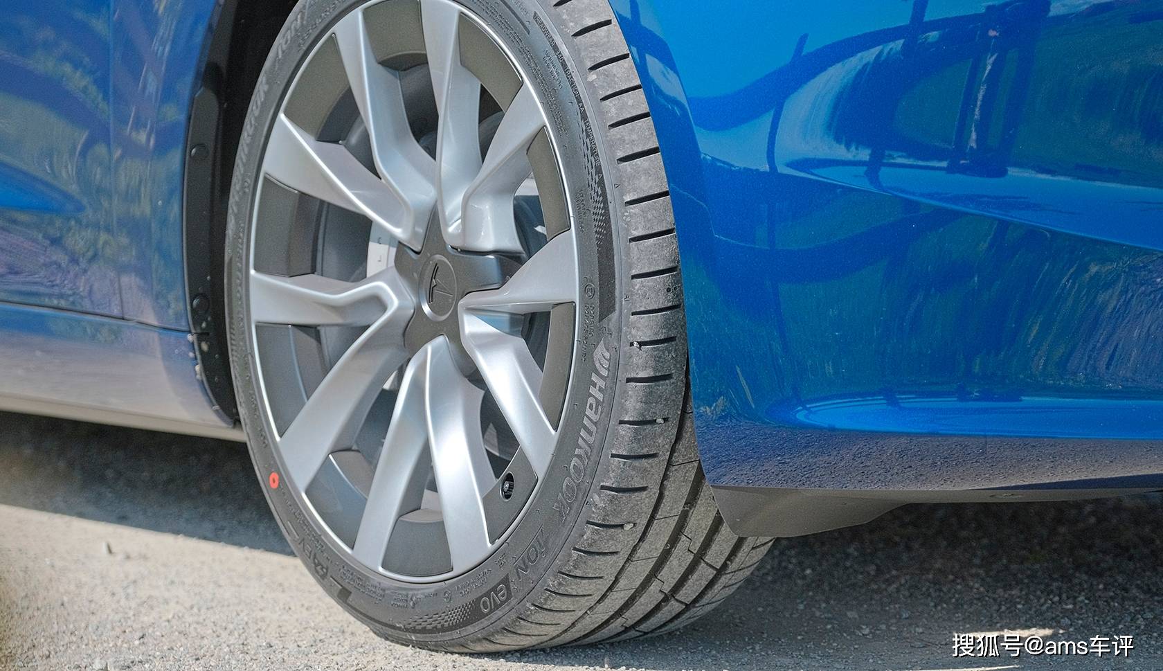 迟来的升级:特斯拉 model 3_搜狐汽车_搜狐网