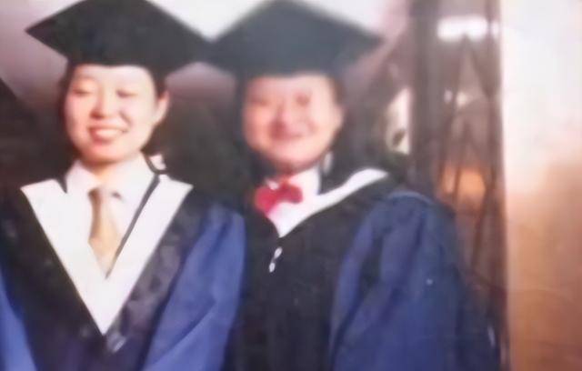 2013年失踪半年女博士被找到身怀六甲且精神失常催婚惹的祸