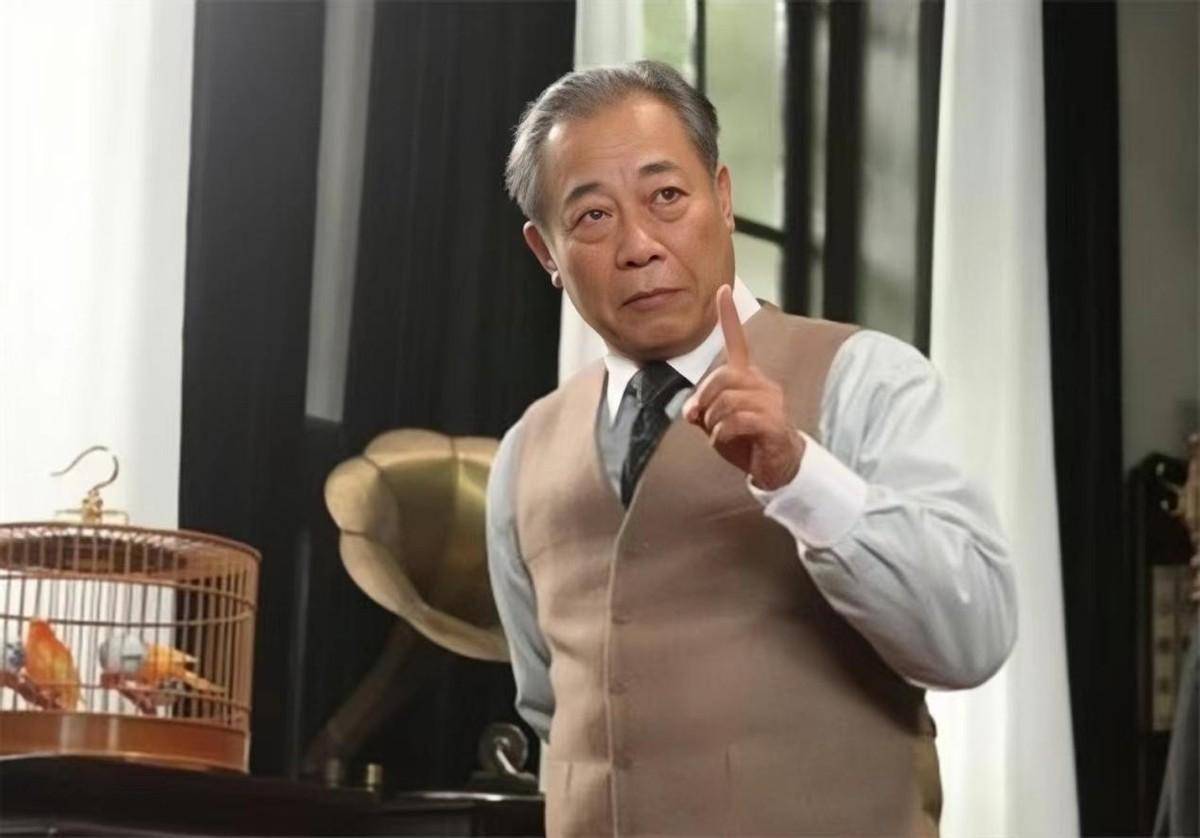 他是最干净的男演员结婚46年零绯闻为妻子息影12年61岁走红