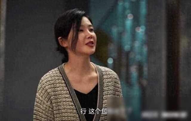 除此之外,我们还可以关注周琳与其他明星的互动和合作.