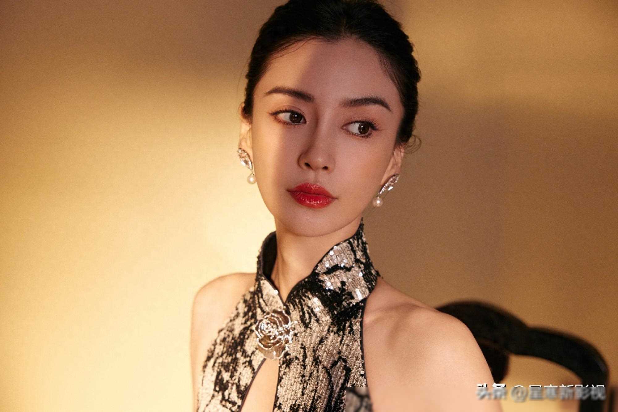 此外,杨颖至今仍未正面回应过此前的争议,也没有展现出任何认识到错误