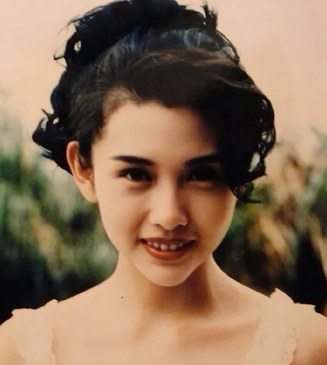 真正的人间尤物当年的邱淑贞真乃一代风华