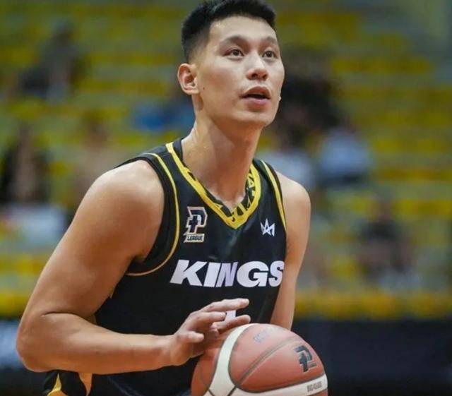 原创林书豪从小人物到篮球传奇猛龙时期夺冠绝不是偶然