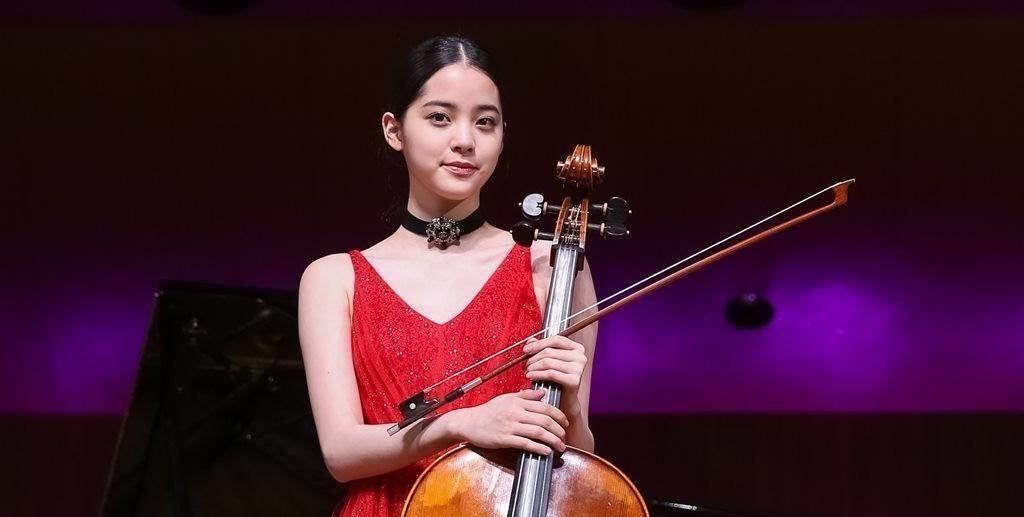 原创小贾斯汀转发欧阳娜娜演唱新歌动态全球上亿人都听到了