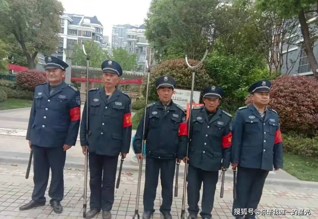一名退伍三十年的老兵自述:做了一周保安让我受尽了屈辱