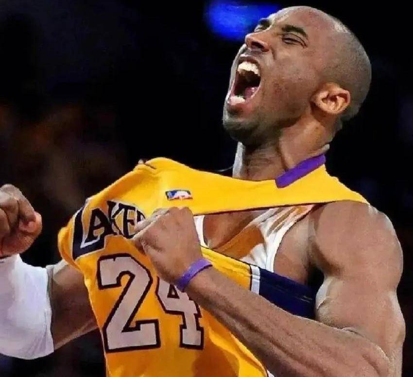 原创只有七位球星有终身球鞋合同比科比没有终身球鞋合同还好