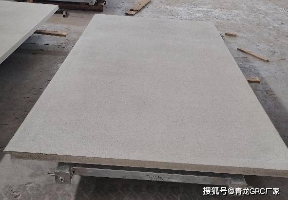 uhpc挂板重塑建筑美学与性能的新型建筑材料