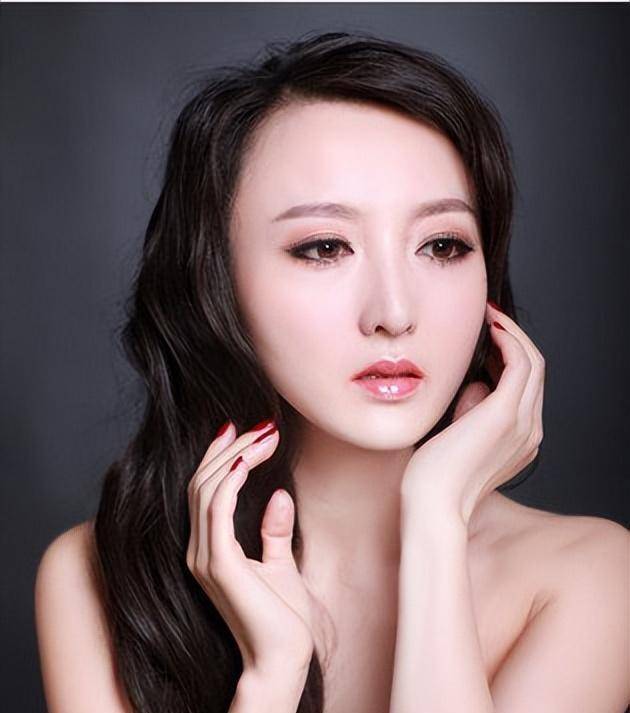 许亚军再次出发,遇见了第二任妻子张曦.