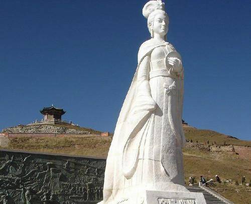 宁愿每年花大把银子也不和亲北宋这么做是有骨气还是很窝囊