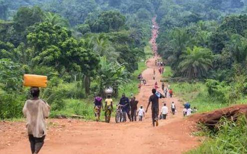 2个国家名字相同,命运却截然相反,一个穷到没饭吃,一个富到流油_发展_