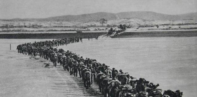 原创夜渡清川江突袭敌巢一人击毙30名美军深藏功名无人知