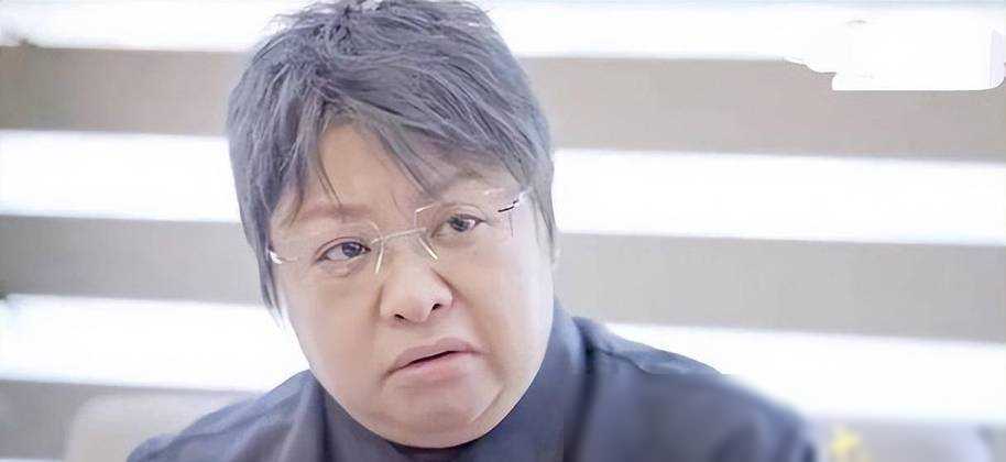 韩红实名举报事件再起波澜慈善之路能否经得起考验