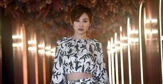 高海宁连播四部剧势头猛持续霸屏反惹争议三大劣势阻碍其封后