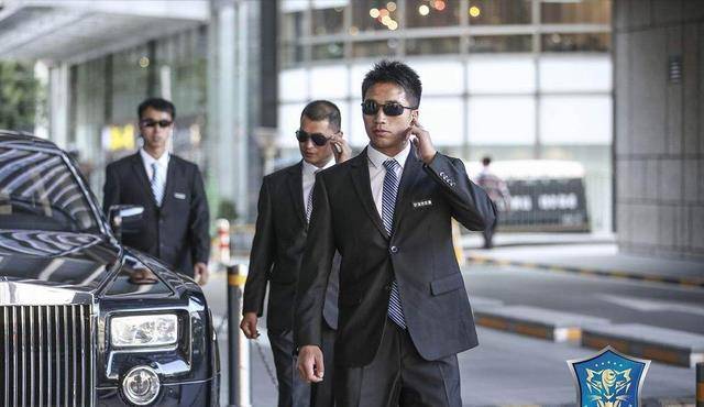 原创退休警察主谋三地歹徒联手香港巨富的吝啬让自己命丧大海