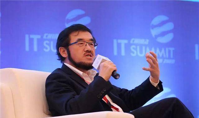 原创吴鹰一手压着2位首富这位神秘大胡子江湖地位依旧没变