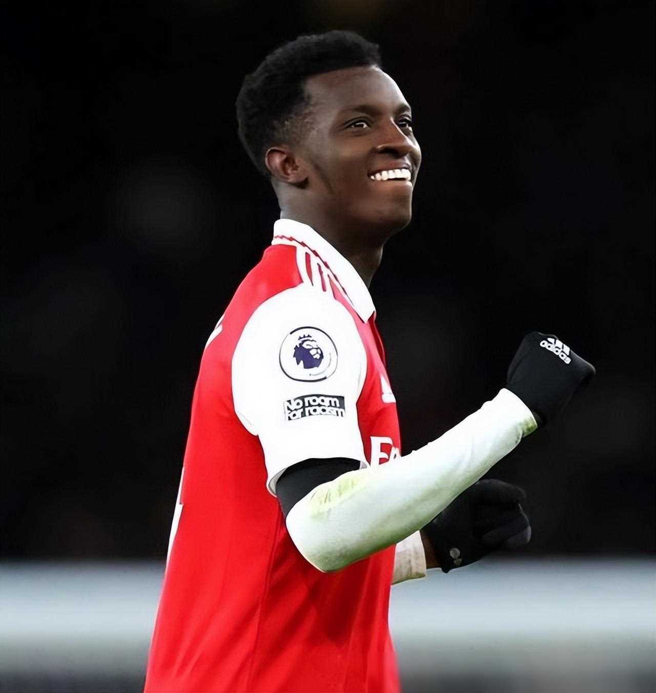 罗本瞄准兵工厂,哈弗茨勇担责任,恩凯蒂亚成为关键武器_比赛_拜仁