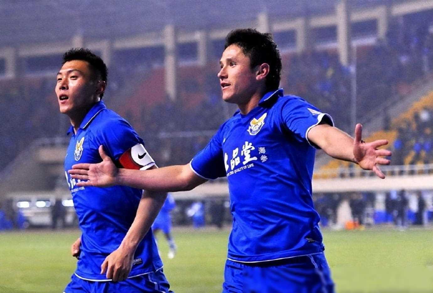 大连足球历史一刻阿尔滨中超击败建业赢得赛季首胜