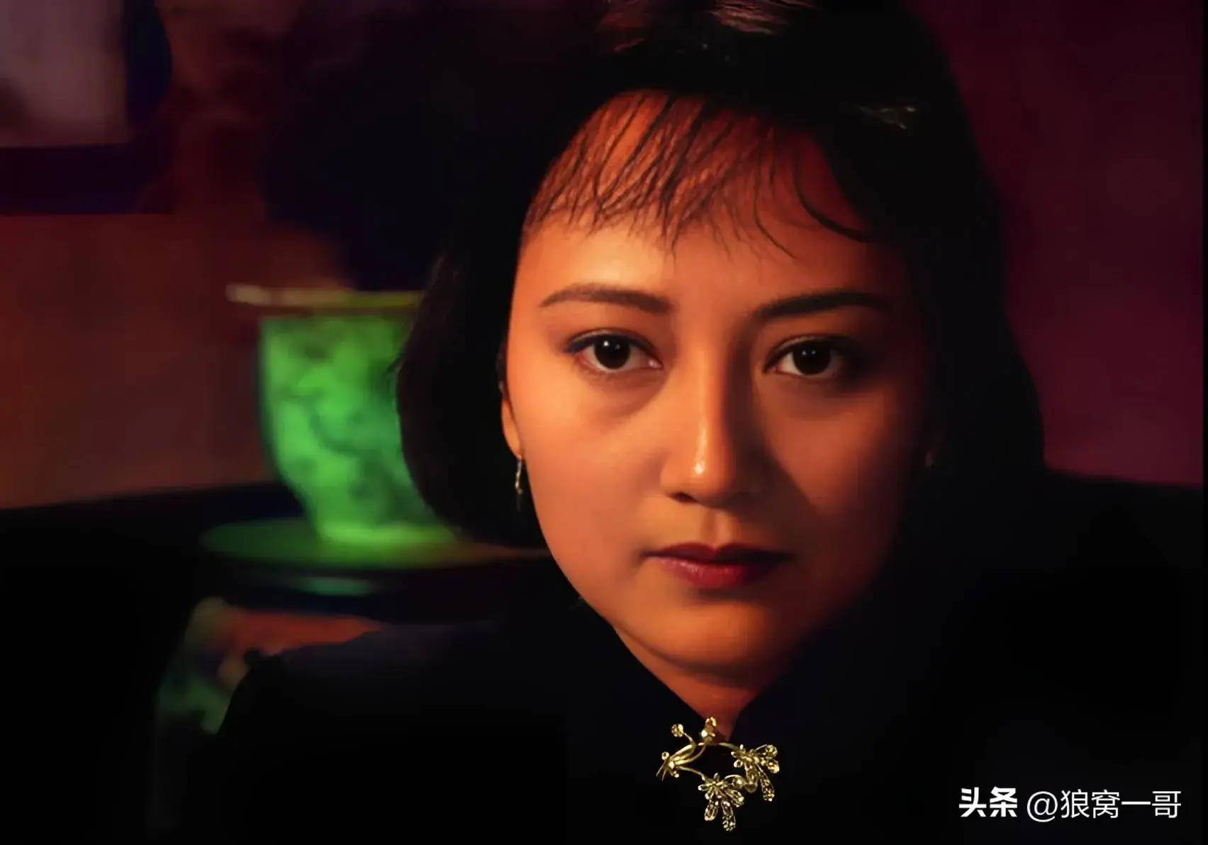 少将军衔的王晓棠原八一电影制片厂厂长几代人的青春偶像