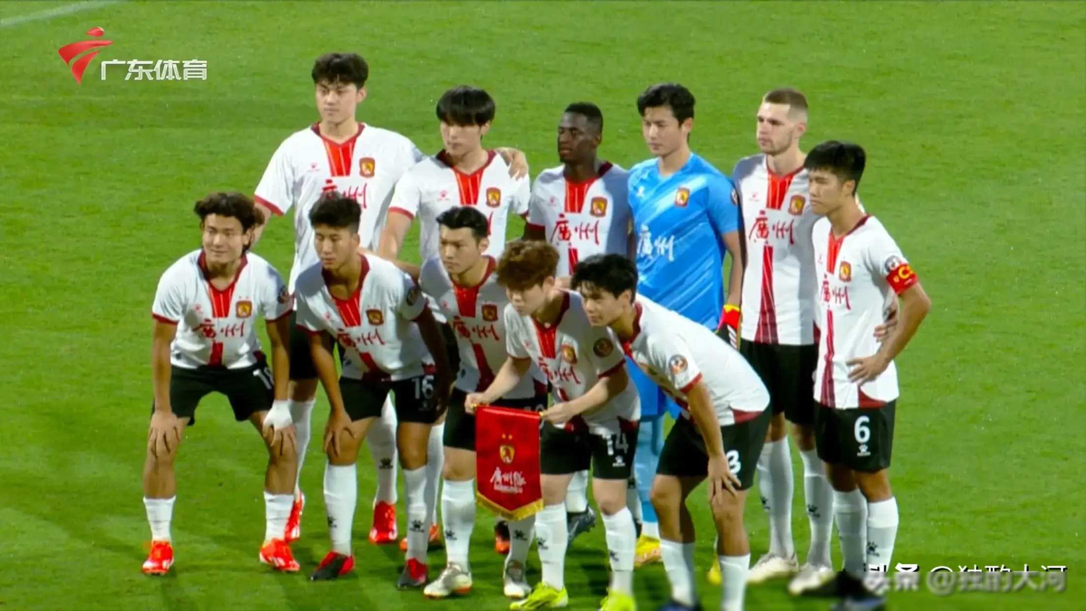 原创广州队憾负铜梁龙四名小将同台竞技闪光点受关注